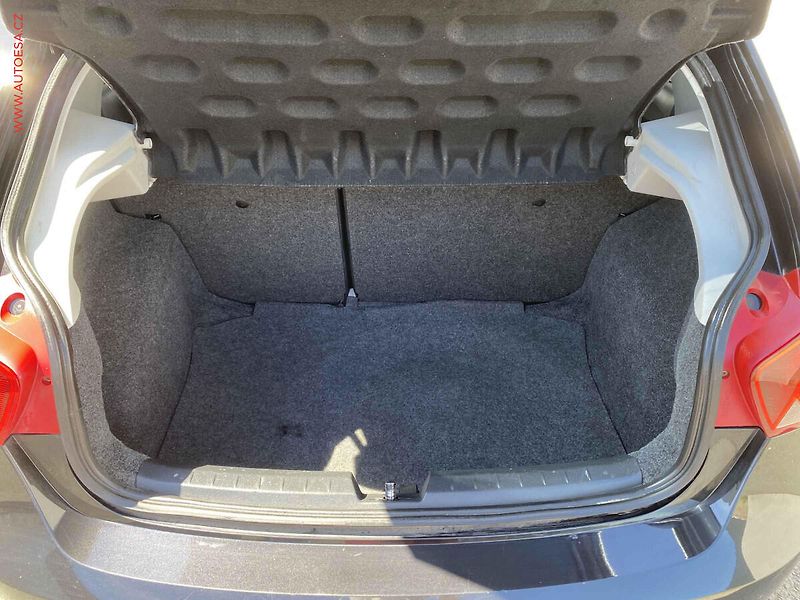 Seat Ibiza (2009) 1.6 16V, Klima - fotka 7 z 16