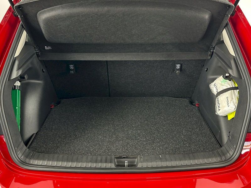 Škoda Fabia (2024) DSG 1.5TSI 110kW Top Selection - fotka 29 z 31