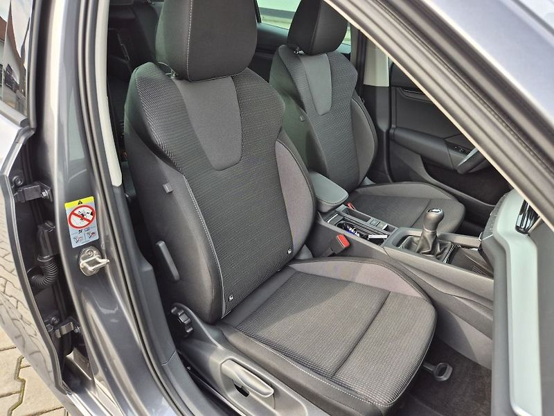Škoda Octavia Selection 1.5 TSI 110 kW - fotka 21 z 32