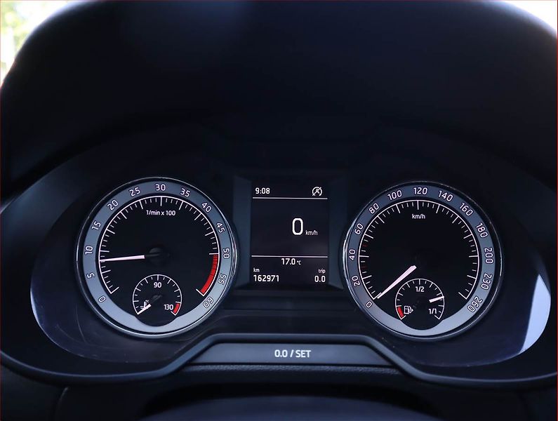 Škoda Octavia (2017) Style 1.6 TDI, Tempomat - fotka 11 z 19