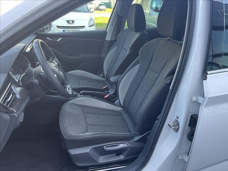 Škoda Kamiq 1,0 TSI  Style DSG Záruka - fotka 9 z 25