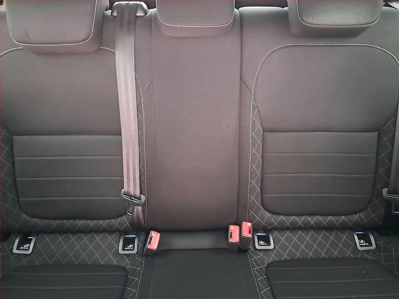 Škoda Fabia (2017) Style 1.2 TSI, Serv.kniha - fotka 10 z 16