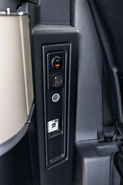 Mercedes-Benz Třídy V (2023) V 250 d Marco Polo - fotka 22 z 32