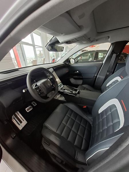 Citroën C5 Aircross (2026) MAX Hybrid 145k Automatic - fotka 8 z 10