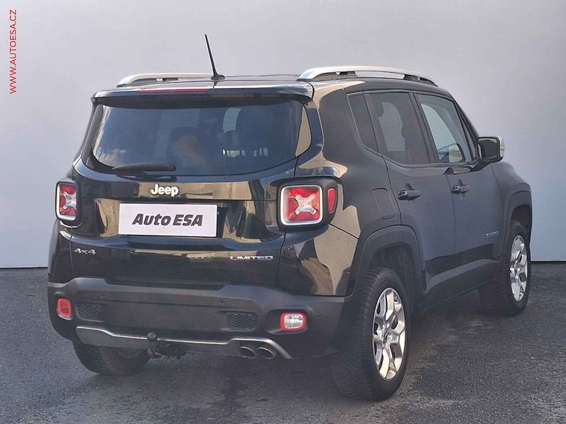 Jeep Renegade (2015) 2.0 MJT 4x4, ČR, Limited, TZ - fotka 4 z 16