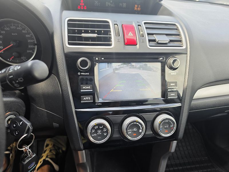 Subaru Forester 2.0 i AWD TZ Kamera  - fotka 19 z 19