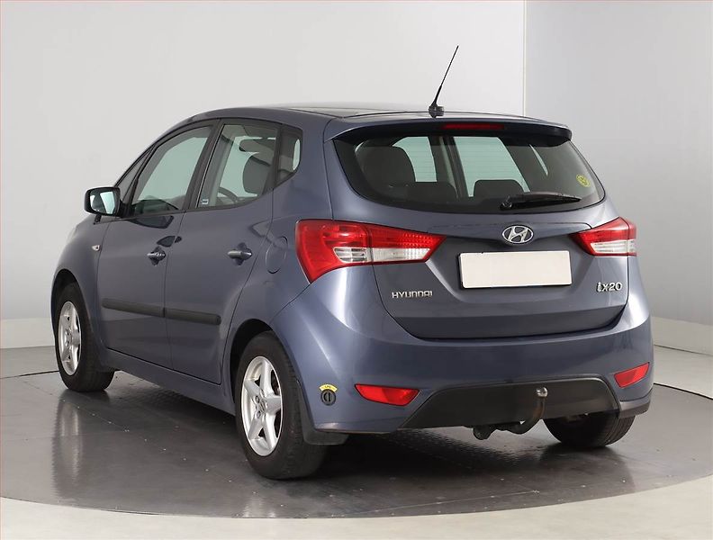 Hyundai ix20 (2011) 1.4 CVVT, LPG, Serv.kniha - fotka 4 z 19