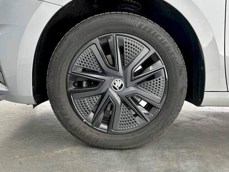 Škoda Fabia (2025) 1.0TSI 85kW Top Selection - fotka 31 z 31