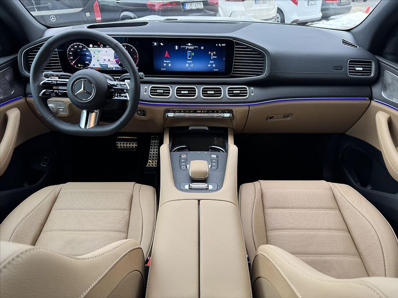 Mercedes-Benz GLS 350d 4M*NEZÁVISLÉ*MASÁŽ - fotka 35 z 52