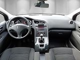 Peugeot 5008 (2014) 1.6HDi Active  - náhled 20