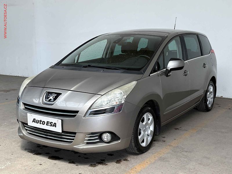 Peugeot 5008 (2011) 1.6VTi, ČR, AC, temp - fotka 3 z 13