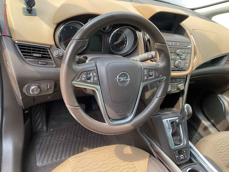 Opel Zafira (2012) 2.0 CDTi, 1.maj,ČR, AT - fotka 12 z 19
