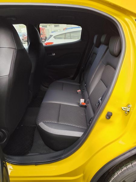Nissan Juke (2024) 1.6 HEV 143k N-CONNECTA, DEMO - fotka 10 z 17