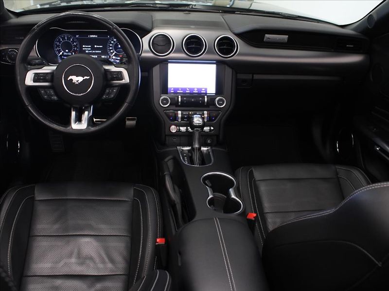 Ford Mustang 5,0 V8 331kW AT 26 700km! EU - fotka 9 z 24
