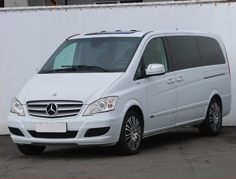 Mercedes-Benz Viano (2013) Trend 2.2 CDI, ČR - fotka 2 z 21