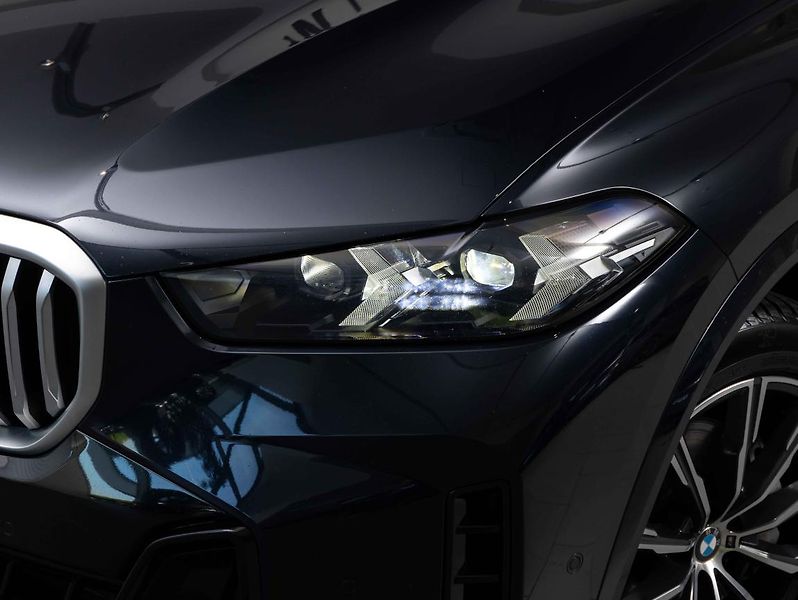 BMW X5 xDrive30d - fotka 8 z 22