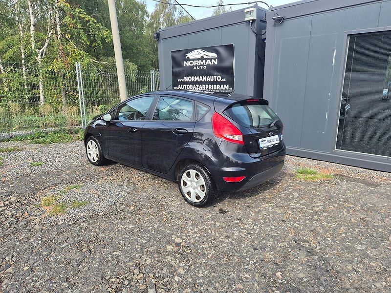 Ford Fiesta 1.2i 44kW, klima - fotka 5 z 22