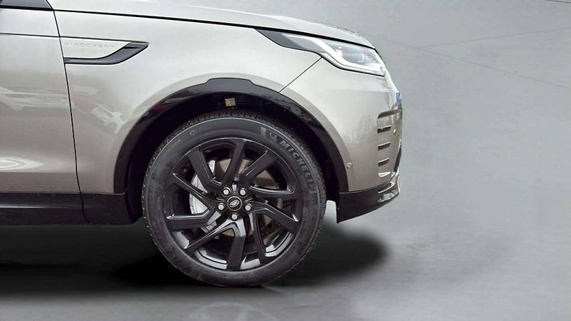 Land Rover Discovery R-Dynamic 3.0l MHEV AWD 8AT (2 - fotka 36 z 46
