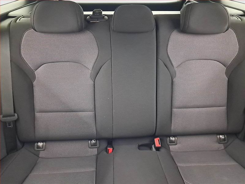 Hyundai i30 (2024) Family Smart 1.5 DPI - fotka 10 z 20
