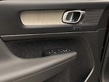 Volvo XC40 T4 AWD INSCRIPTION AUT CZ - náhled 30