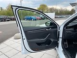 Škoda Octavia 2.0 TDi 110 kW SPORTLINE DSG - náhled 21
