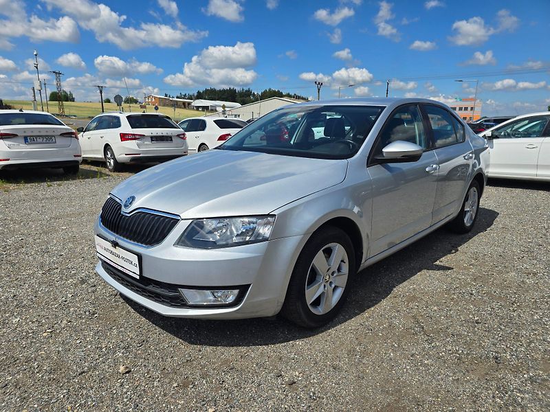 Škoda Octavia (2014) 1.6 TDi 77KW DSG Ambition - fotka 3 z 23
