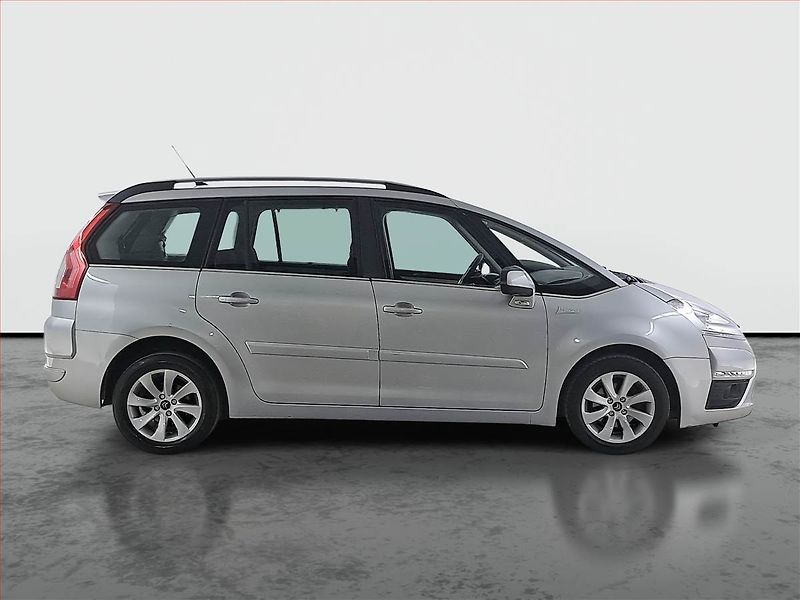 Citroën C4 Picasso (2011) 1.6 HDi, 7 míst, ČR,1.maj - fotka 6 z 20
