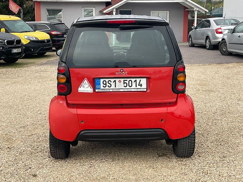 Smart Fortwo 0.6i 40kW - fotka 4 z 19