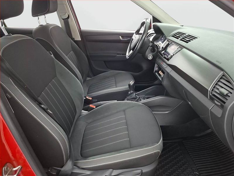 Škoda Fabia (2020) 1.0 TSI, Serv.kniha, Tempomat - fotka 9 z 17