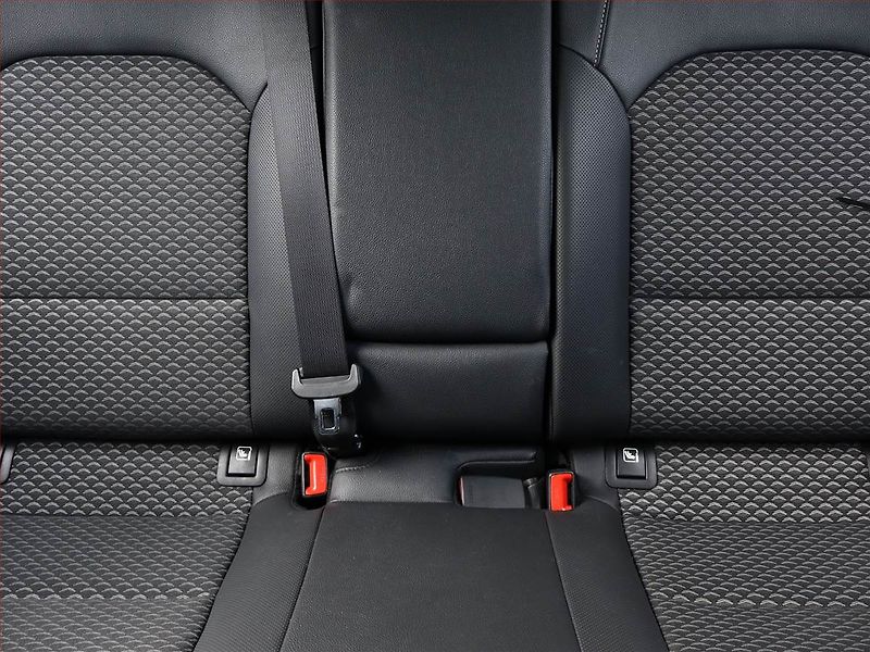 Kia XCeed (2024) 1.5 T-GDI - fotka 8 z 18