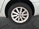 Škoda Superb (2013) 1.6 TDI, Navi, Tempomat - náhled 15