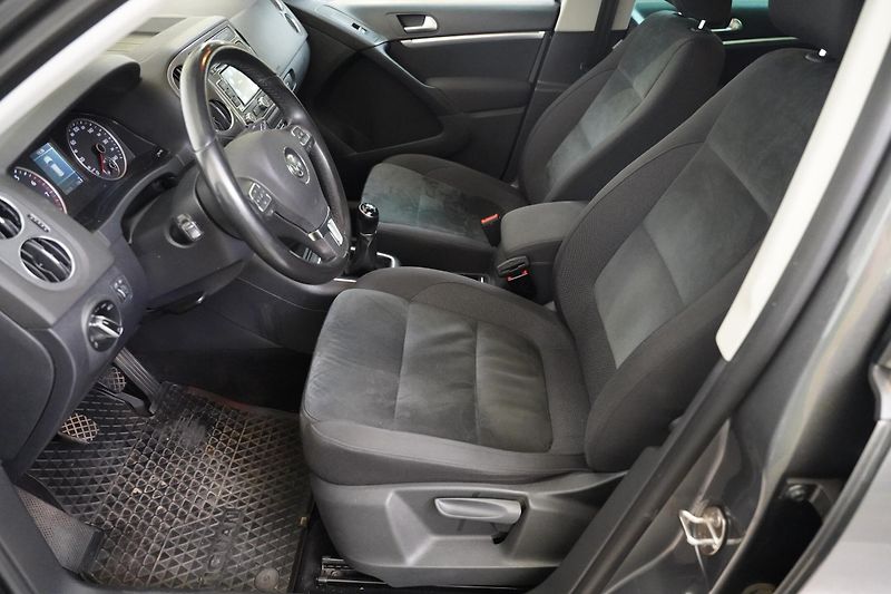 Volkswagen Tiguan - fotka 5 z 6