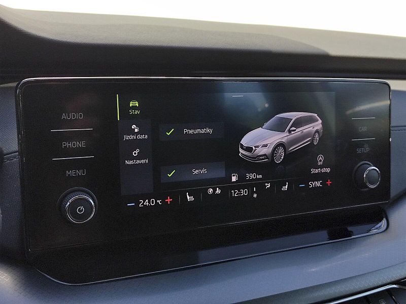Škoda Octavia (2022) Combi Ambition Plus 2,0 Tdi 85 - fotka 16 z 35