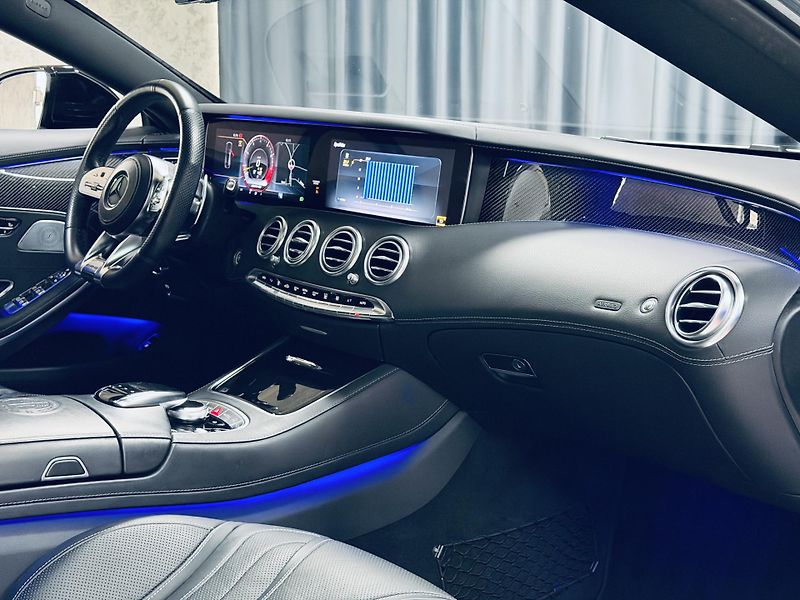 Mercedes-Benz Třídy S (2018) S63 AMG COUPE CARBON SWAROVSKI - fotka 39 z 43