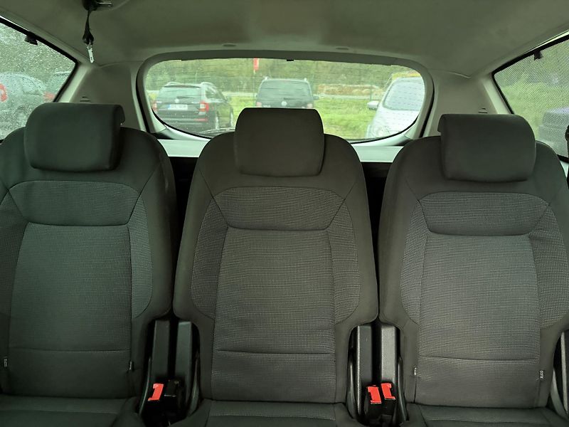 Ford S-MAX - fotka 16 z 20
