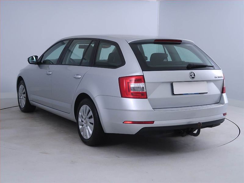 Škoda Octavia (2018) Ambition 1.6 TDI, Tempomat - fotka 4 z 16