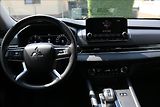 Mitsubishi Outlander 2,4 PHEV, 7míst, Invite - náhled 22