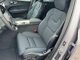 Volvo XC60 (2026) PLUS B5, kamery 360°, FULL LED - náhled 13