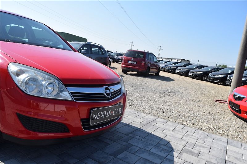 Opel Astra 1,4 i 66KW KLIMA ALU VÝHŘEV - fotka 13 z 50