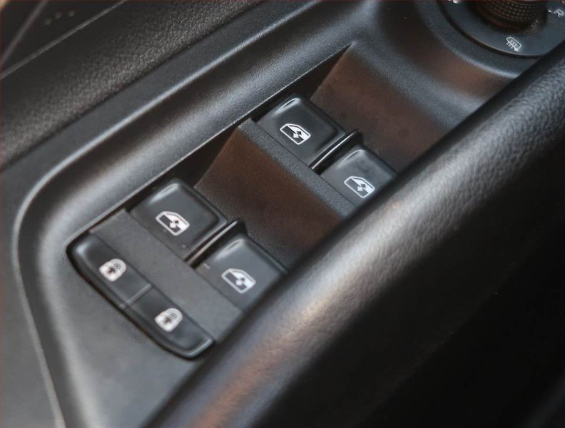 Škoda Enyaq (2021) 60 (62 kWh), SoH 91% - fotka 25 z 30