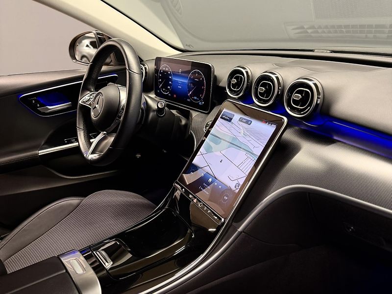 Mercedes-Benz Třídy C (2021) C 220d Avantgarde - fotka 32 z 76