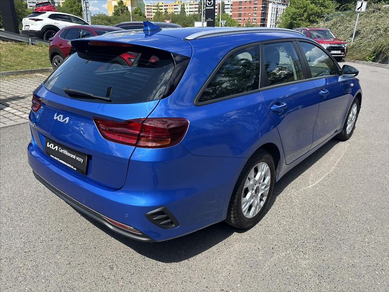 Kia Ceed 1,5 TGDi AT Spin ZÁRUKA KAMERA - fotka 5 z 40