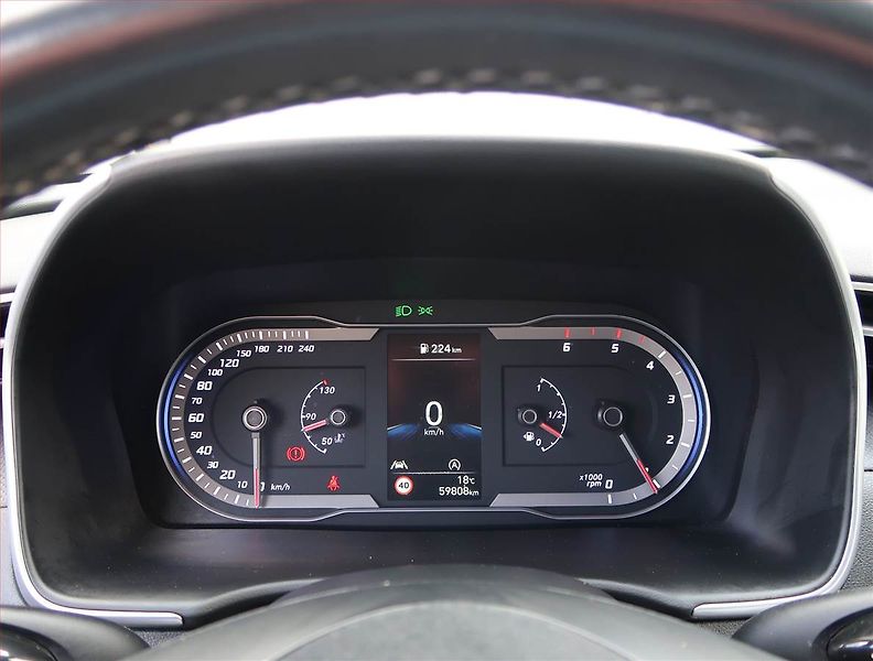 Hyundai Tucson (2022) 1.6 CRDi - fotka 11 z 19