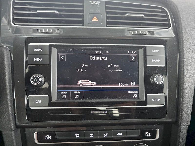Volkswagen Golf (2018) 1.0TSI 81kW 6MT - fotka 16 z 28