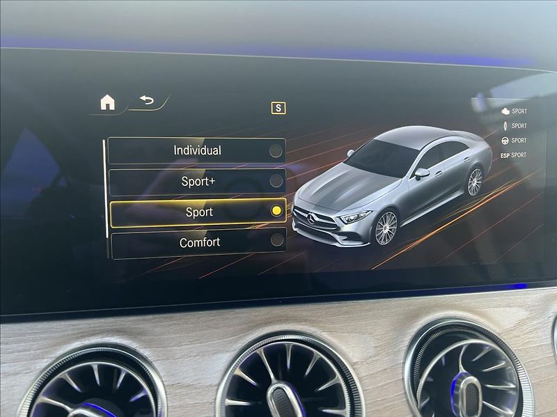 Mercedes-Benz CLS 400d 4M,Designo,HUD,ACC,1.Maj - fotka 22 z 35