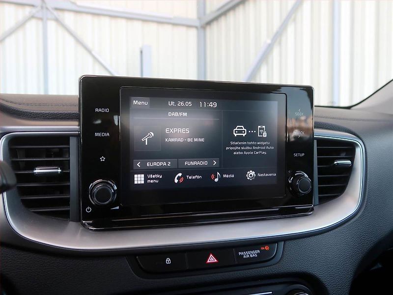 Kia Ceed (2022) Silver 1.0 T-GDI, Serv.kniha - fotka 12 z 17
