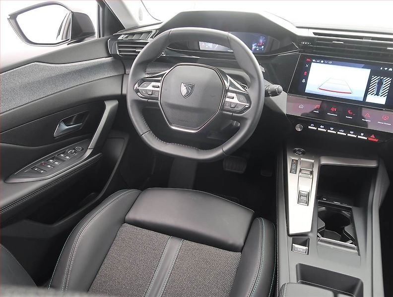 Peugeot 308 (2025) 1.2 PureTech - fotka 7 z 20