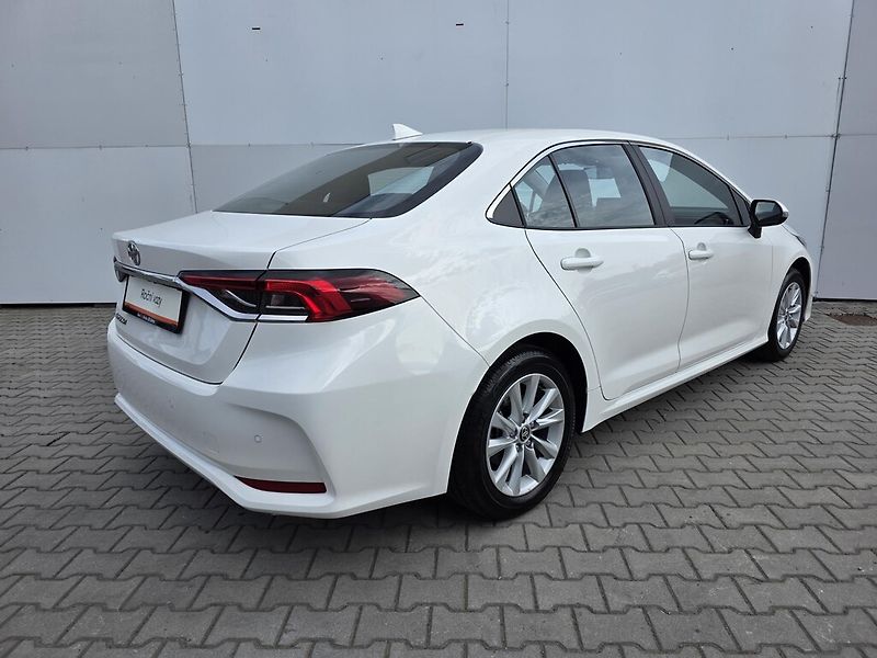 Toyota Corolla 1,5i / 92 kW Comfort Tech - fotka 2 z 25