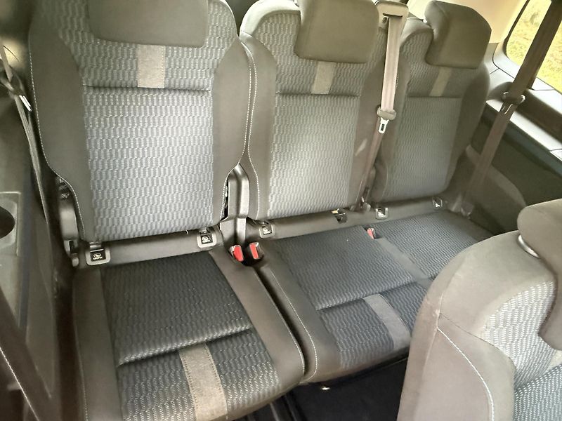 Peugeot Traveller 2,0HDI 110kW Odpočet DPH - fotka 15 z 24