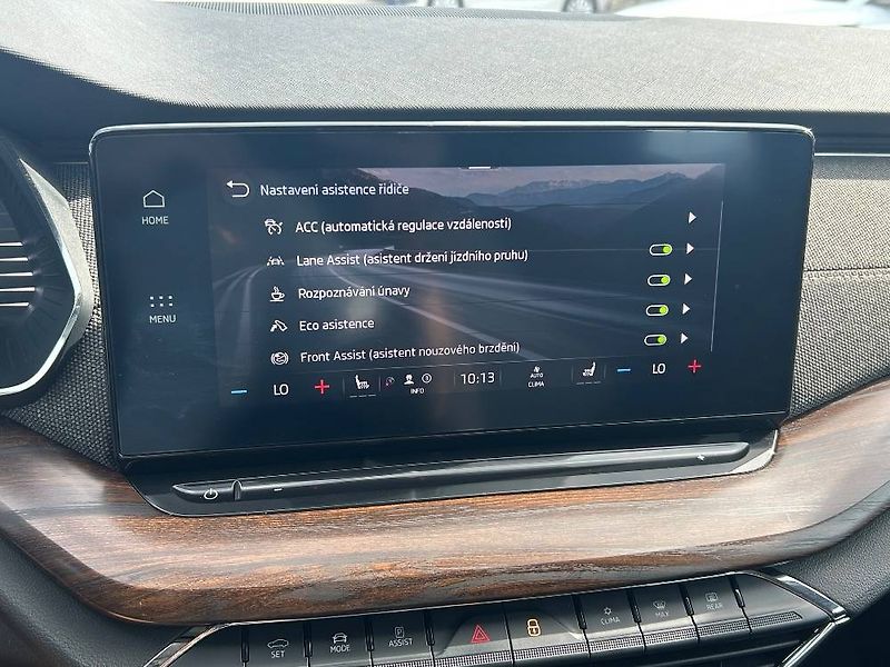 Škoda Octavia Scout 7DSG 4x4 2,0TDI - fotka 19 z 26